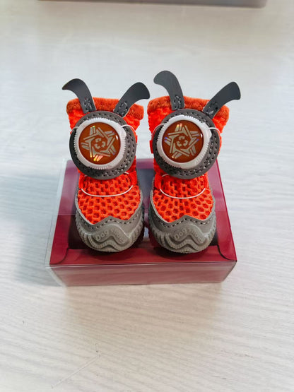 Pet shoes with fabric buttons, 4 pieces per pack